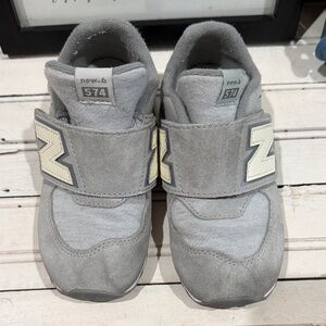 New Balance Kids Gray Sneakers with Cream Accents